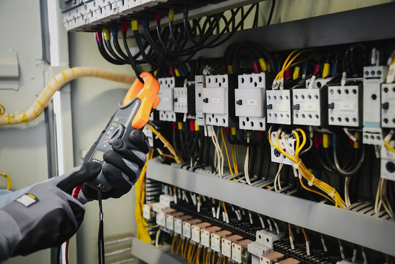 DGUV Vorschrift 3-Check bei Elektro Brandschutz Schnatz in Großostheim